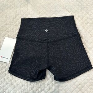 NWT lululemon Align™ High-Rise Short 4" EMBOSS SIZE 6
